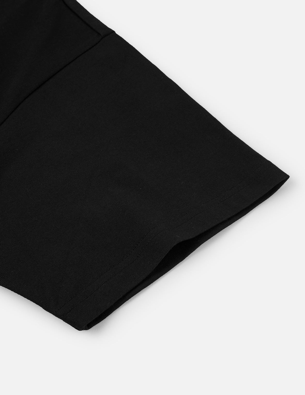 马年主题大 M 印花T恤 - 黑