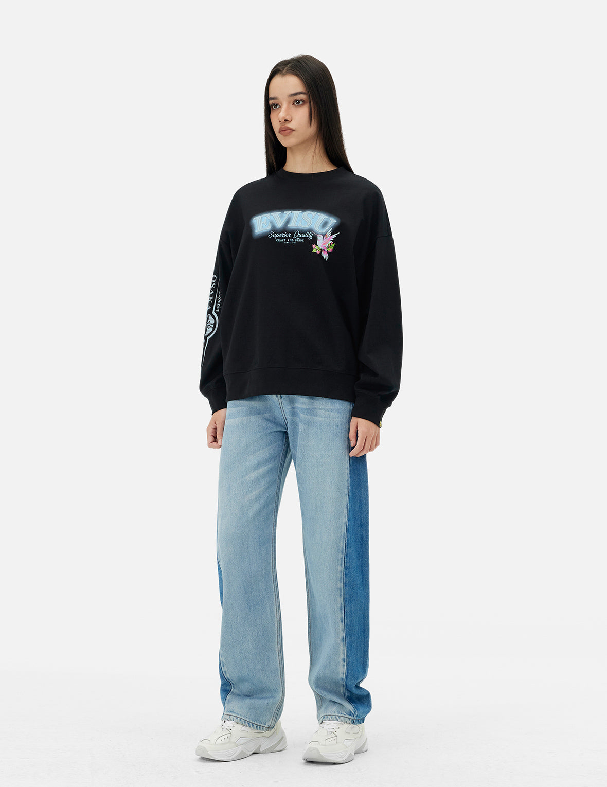 Logo Embroidery and Hummingbird Print Regular Fit T-shirt