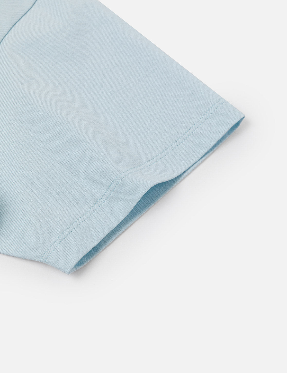 帆绳扭纹商标和船锚刺绣短款T恤