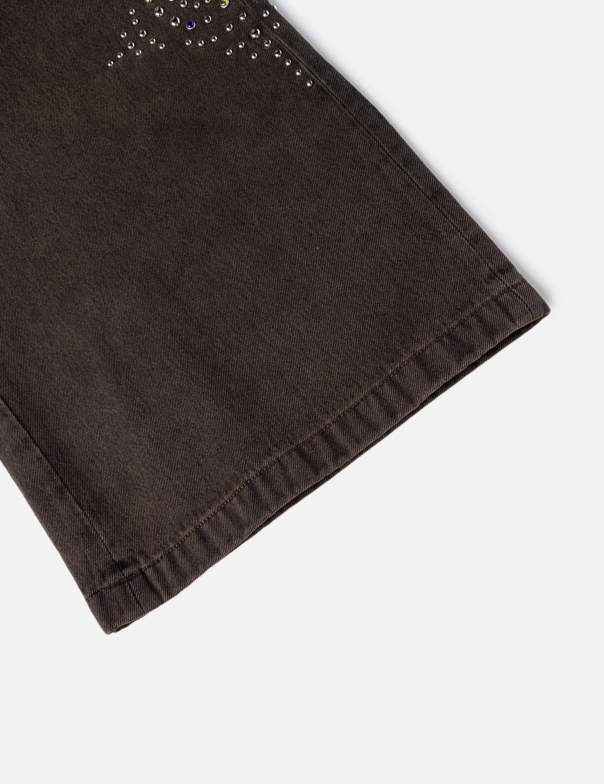 闪钻图案牛仔短裤