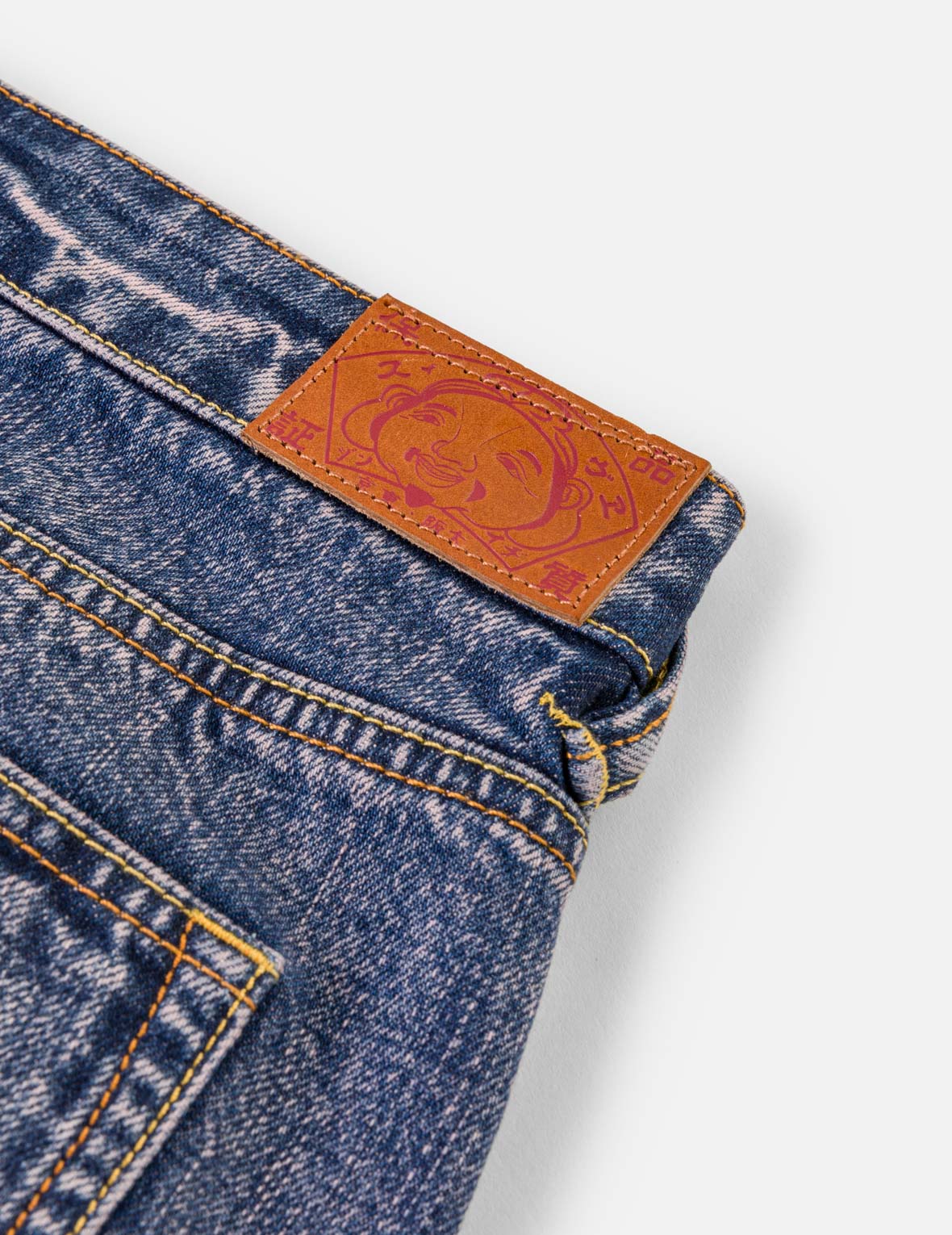 铆钉装饰丹宁工装裙