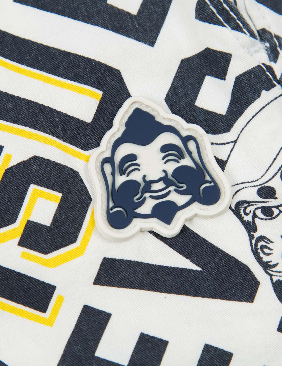 满地标志与神社伙伴达磨印花短裤