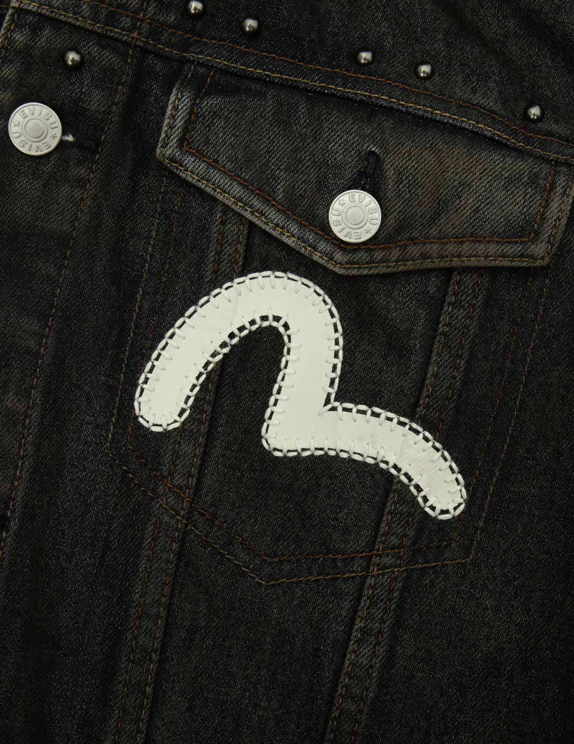 Ethnic-inspired Wheel of Wisdom Print and Embroidery Relax Fit Denim Jacket