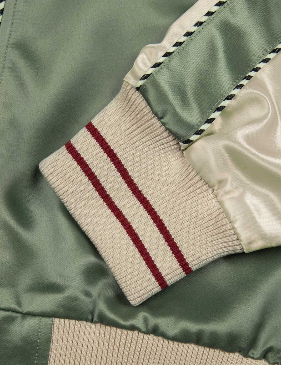 Kamon Brocade Appliqué and Carp Embrodiery Relax Fit Souvenir Jacket