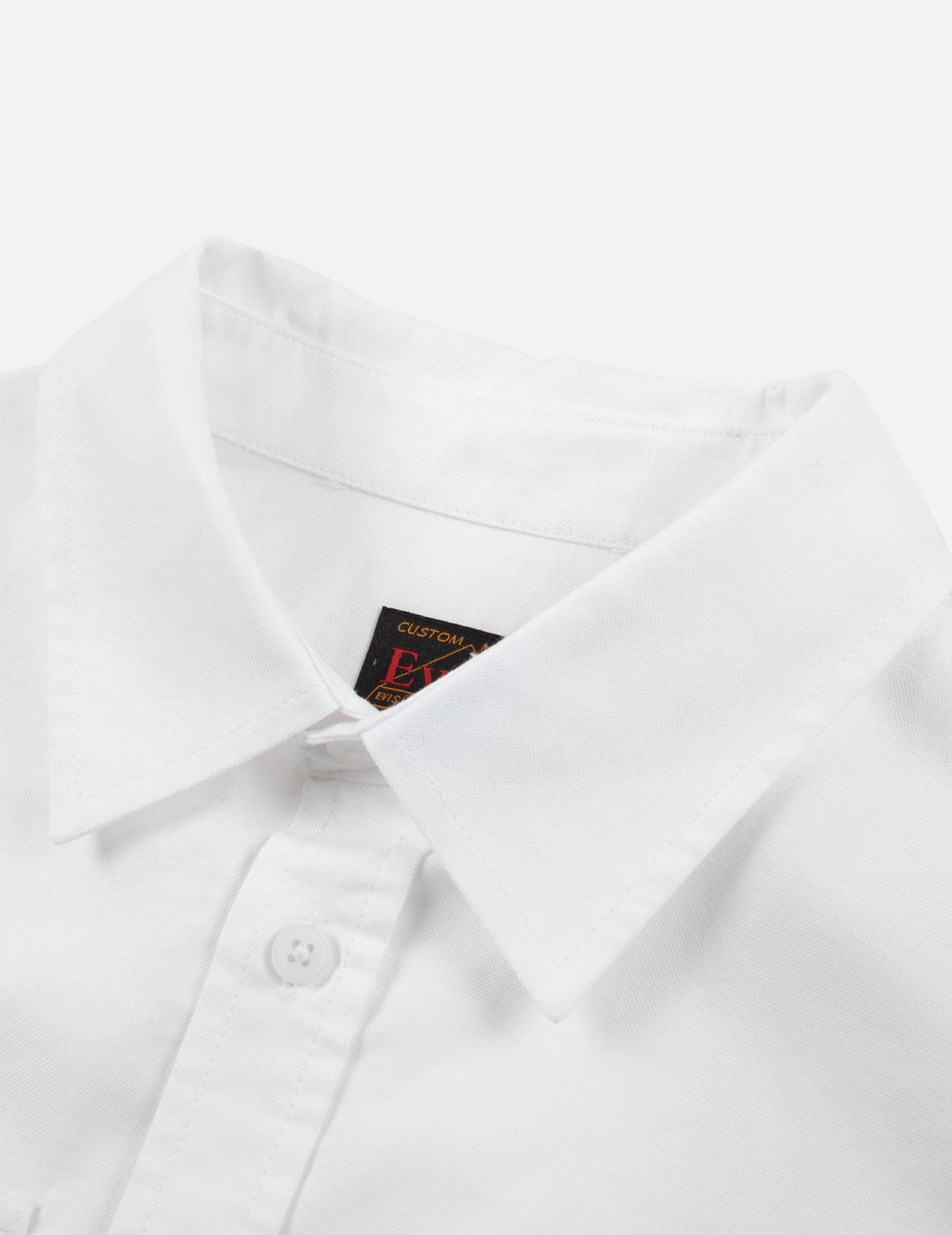 Multi-Pocket and Logo Patch Embroidered Relax Fit Shirt