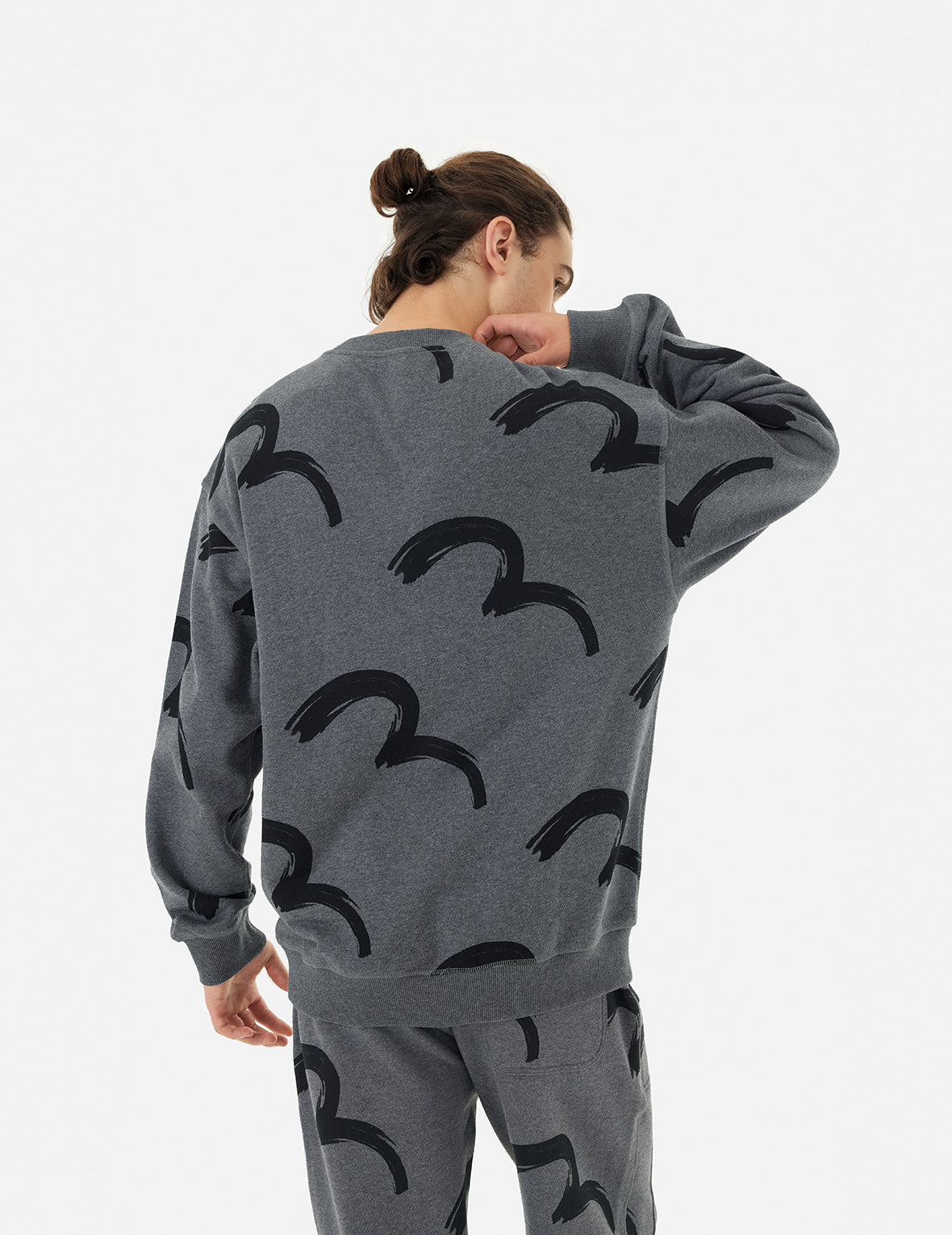 Allover Brushstroke Seagull and Logo Print Relax Fit Sweatshirt