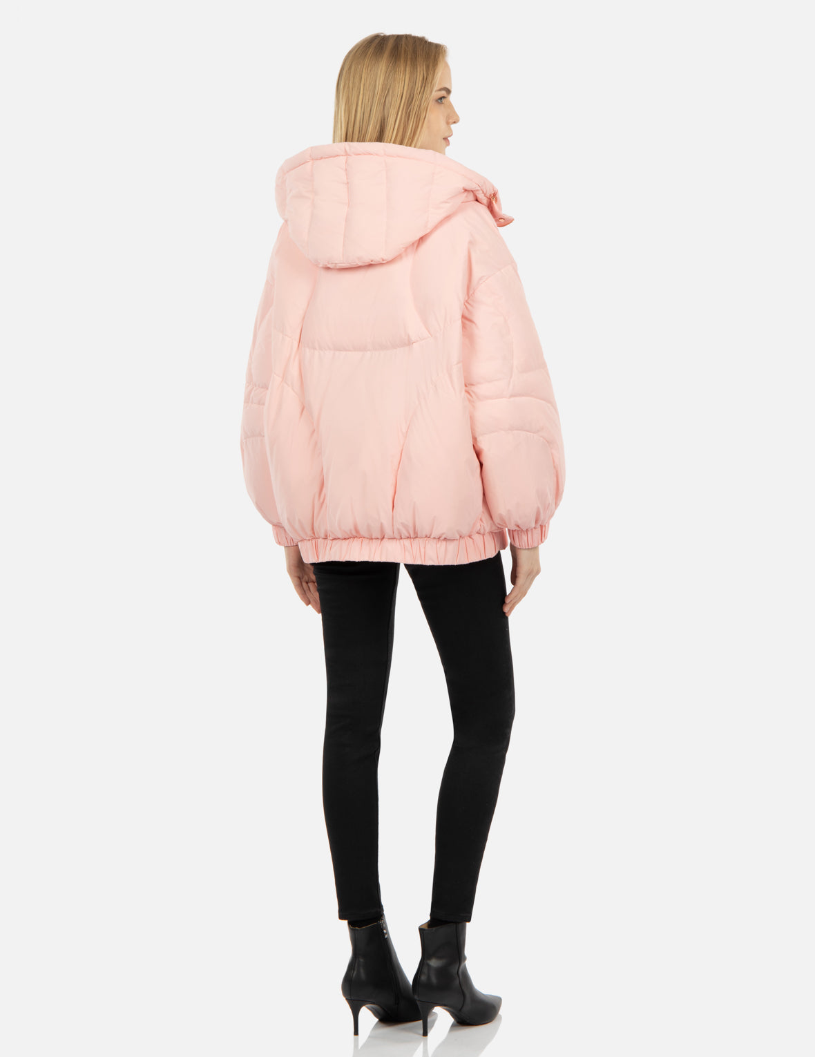 迷彩商标刺绣羽绒外套