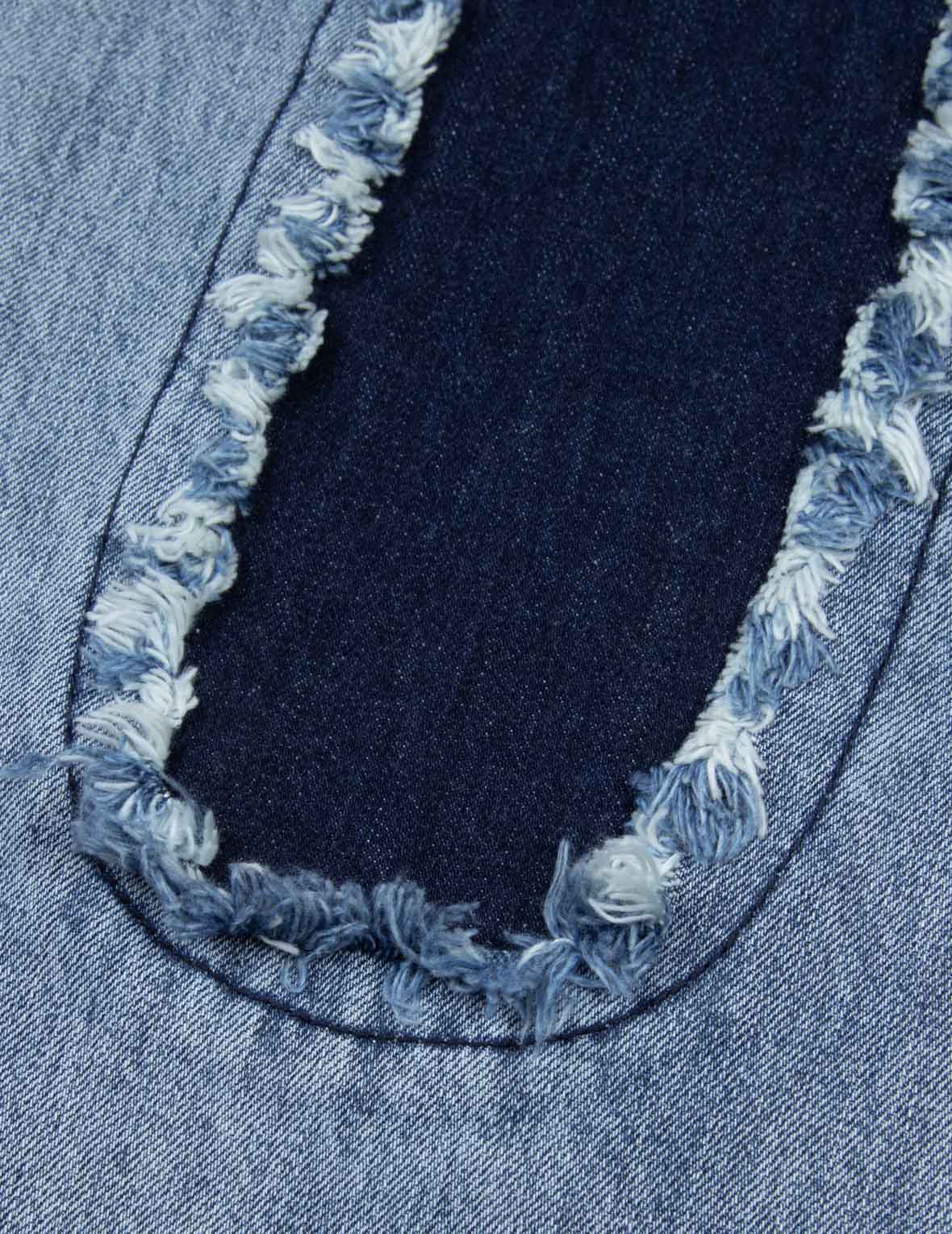 大M破洞直筒洗水牛仔裤