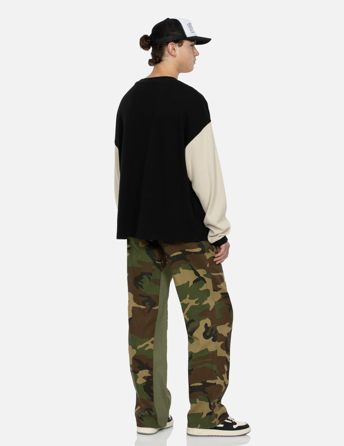 海鸥贴布刺绣松身阔腿迷彩伞兵工装裤