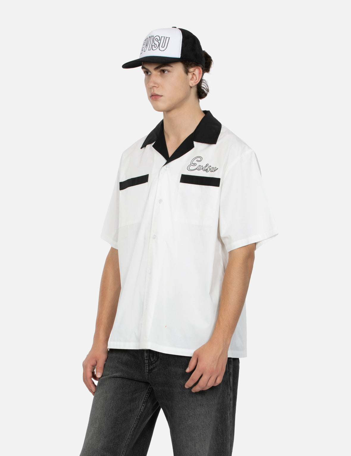 链式缝制商标刺绣宽松版型衬衫