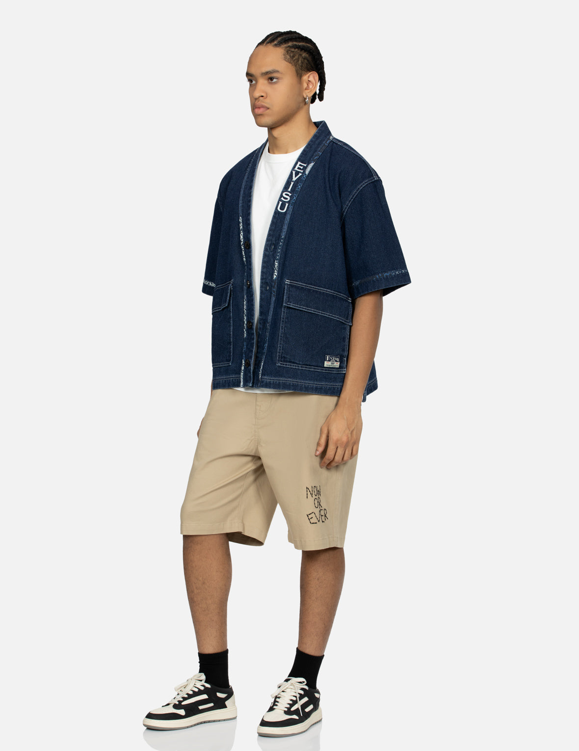 家花贴布刺绣宽版牛仔和服外套