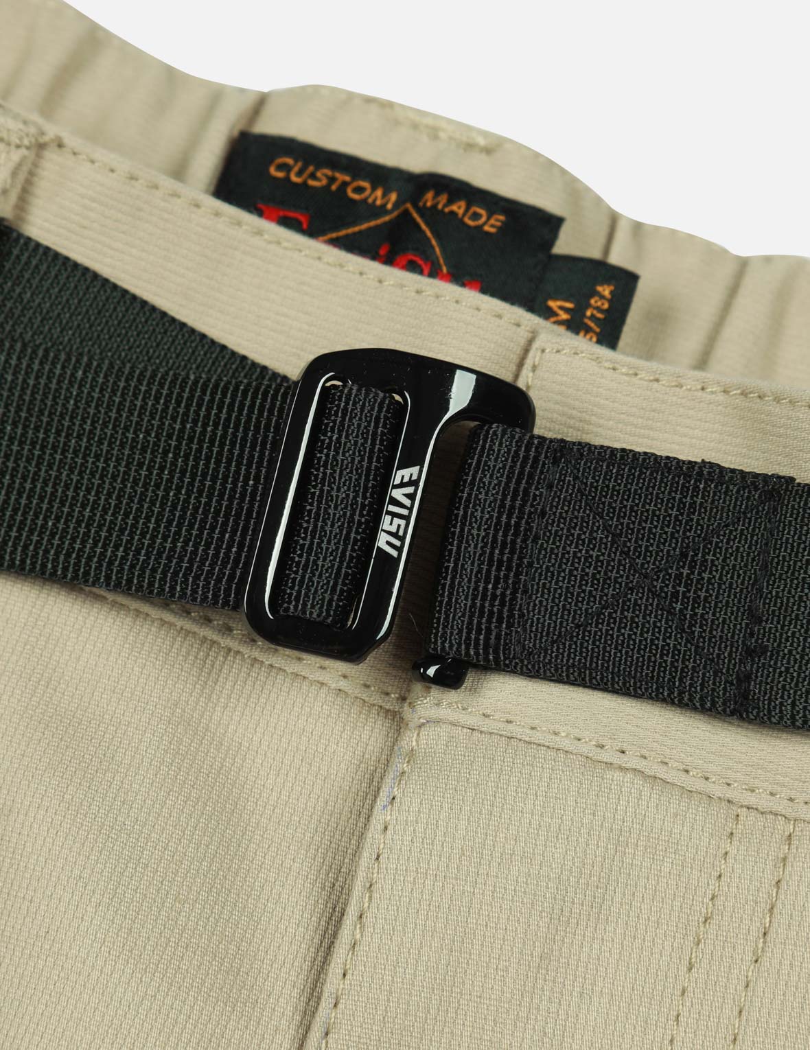 海鸥刺绣和佛头拼布宽版休闲短裤