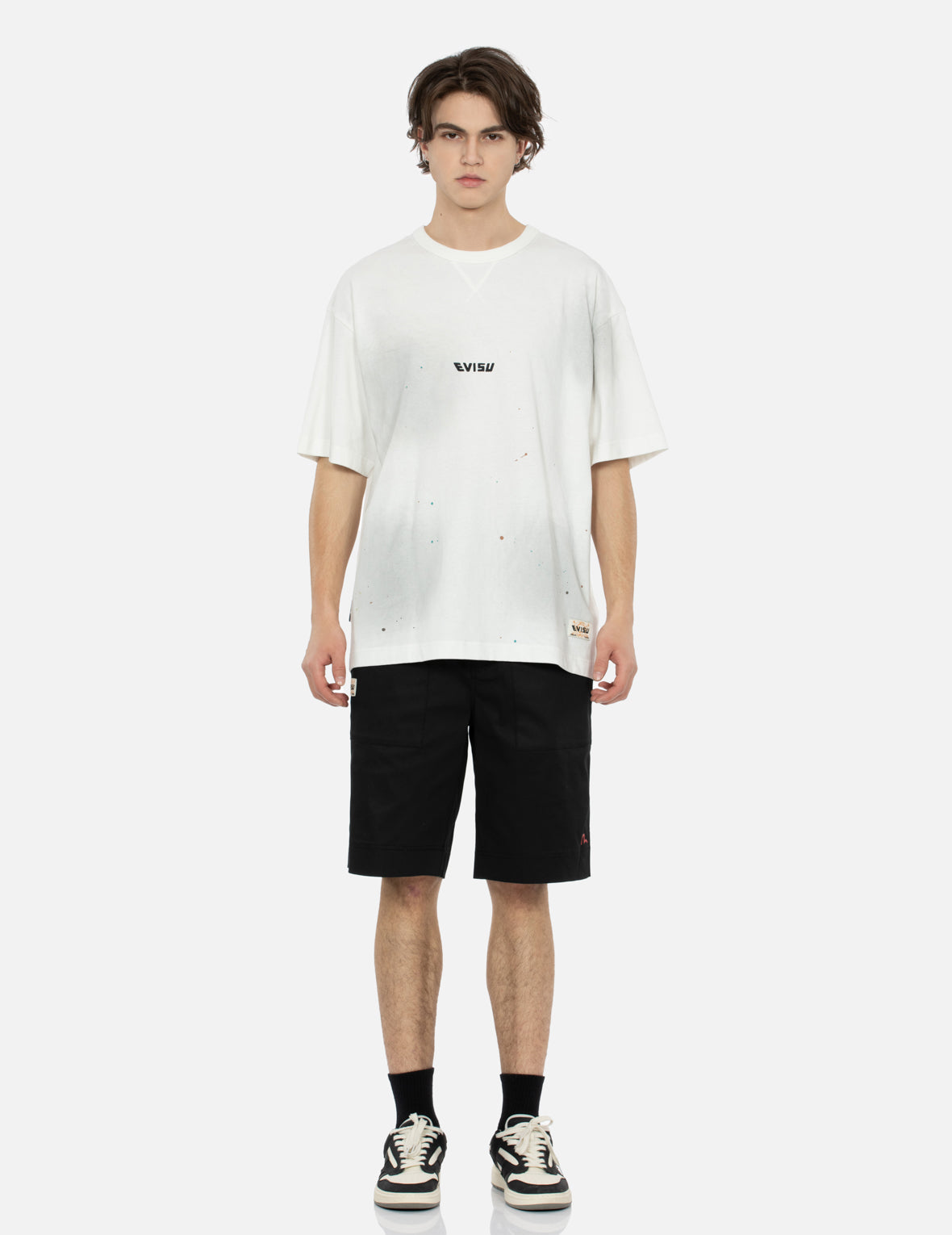 海鸥刺绣和佛头拼布宽版休闲短裤