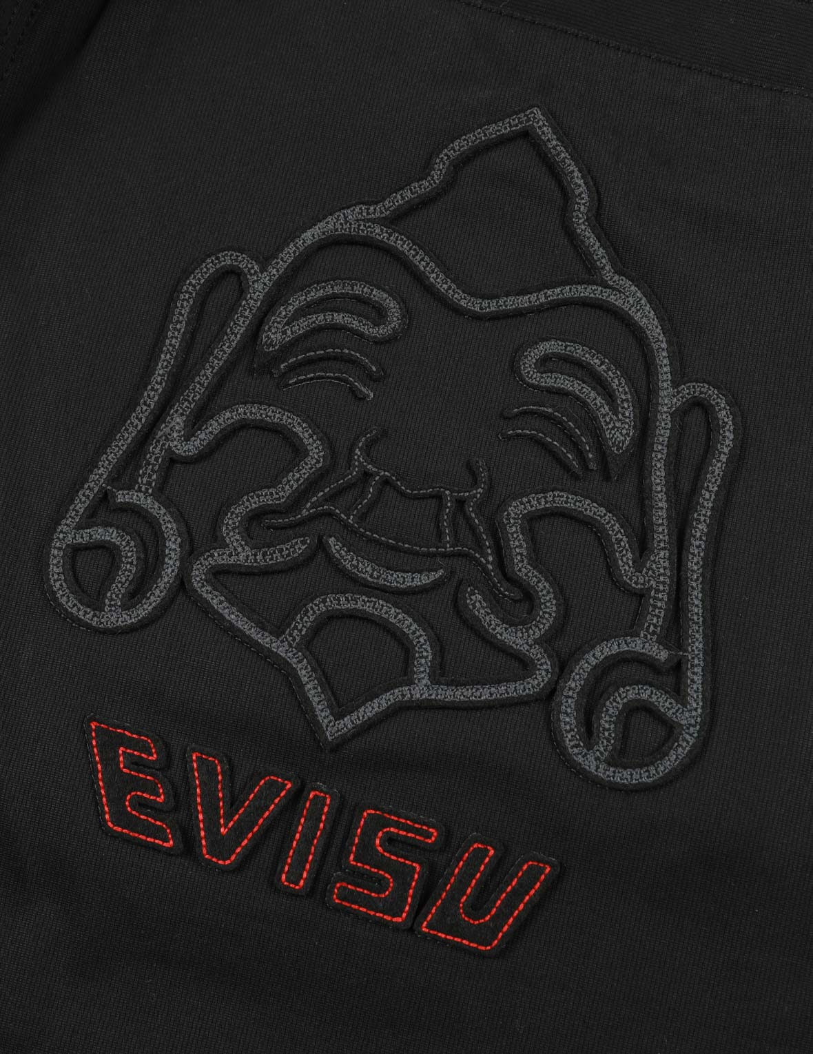 海鸥刺绣和佛头拼布宽版休闲短裤