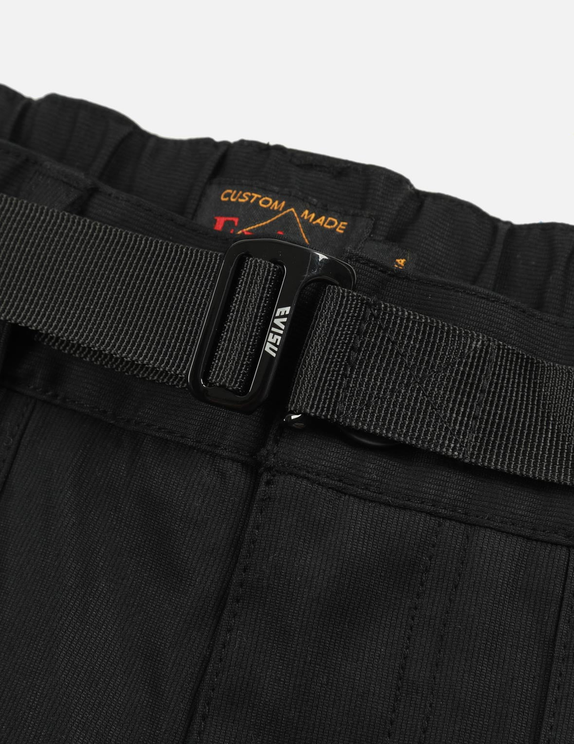 海鸥刺绣和佛头拼布宽版休闲短裤