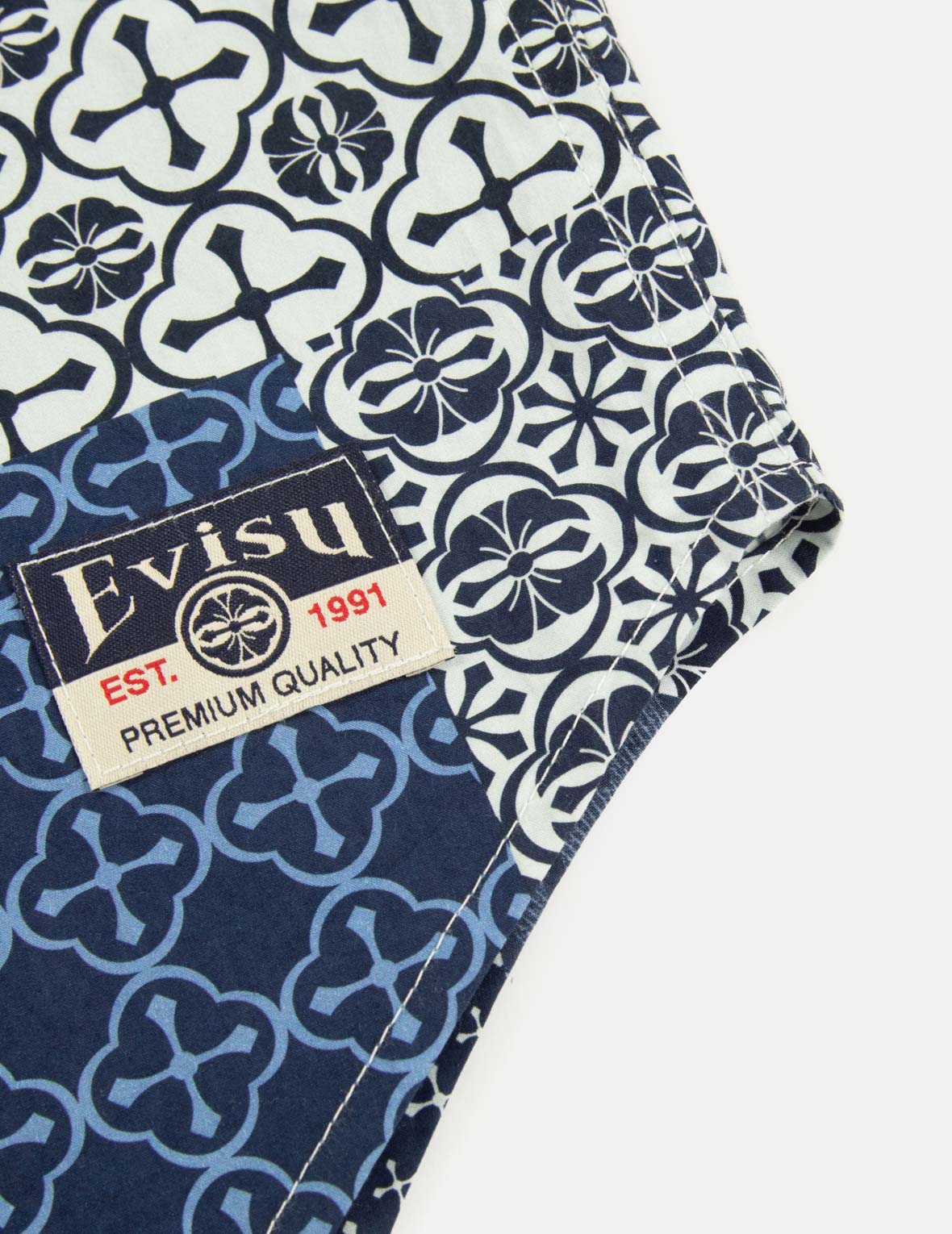 Allover Dermatoglyphic block and Seagull Print Relax Fit Shirt