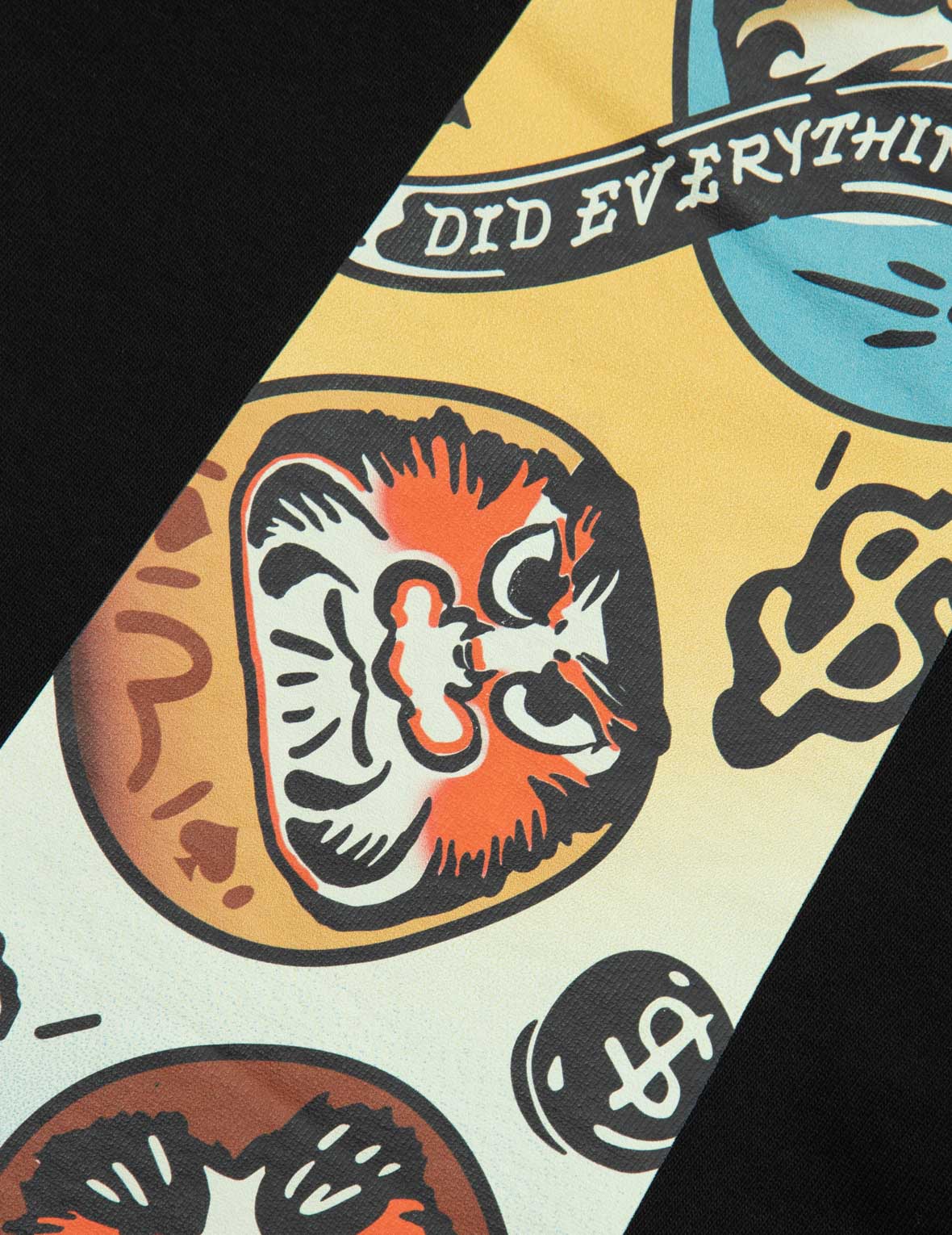 Gaming Daruma Daicock Print Regular Fit Sweat Shorts