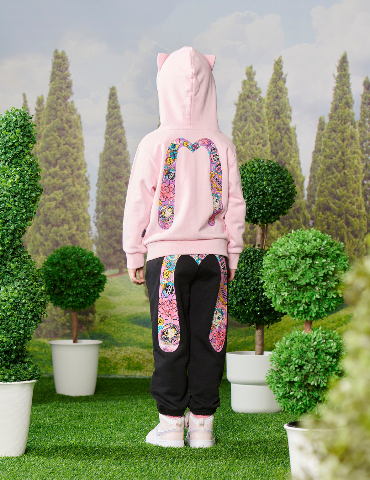 Fortune Cat and Daruma Daicock Print Regular Fit Zip-Up Hoodie