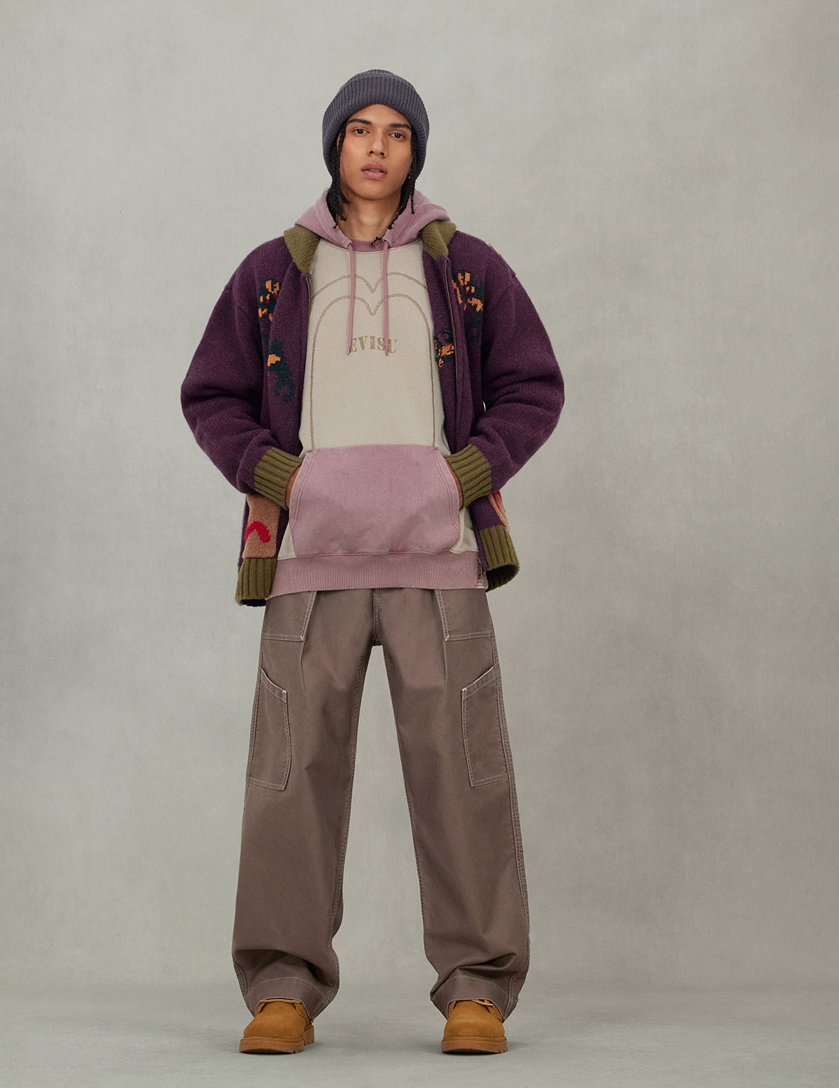 Spiders and Seagull Intarsia Knit Relax Fit Cowichan Sweater