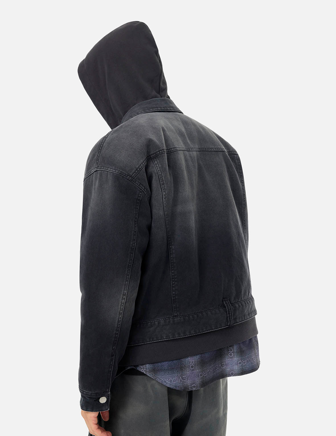 多口袋和叠穿效果夹棉宽版休闲卡车司机外套