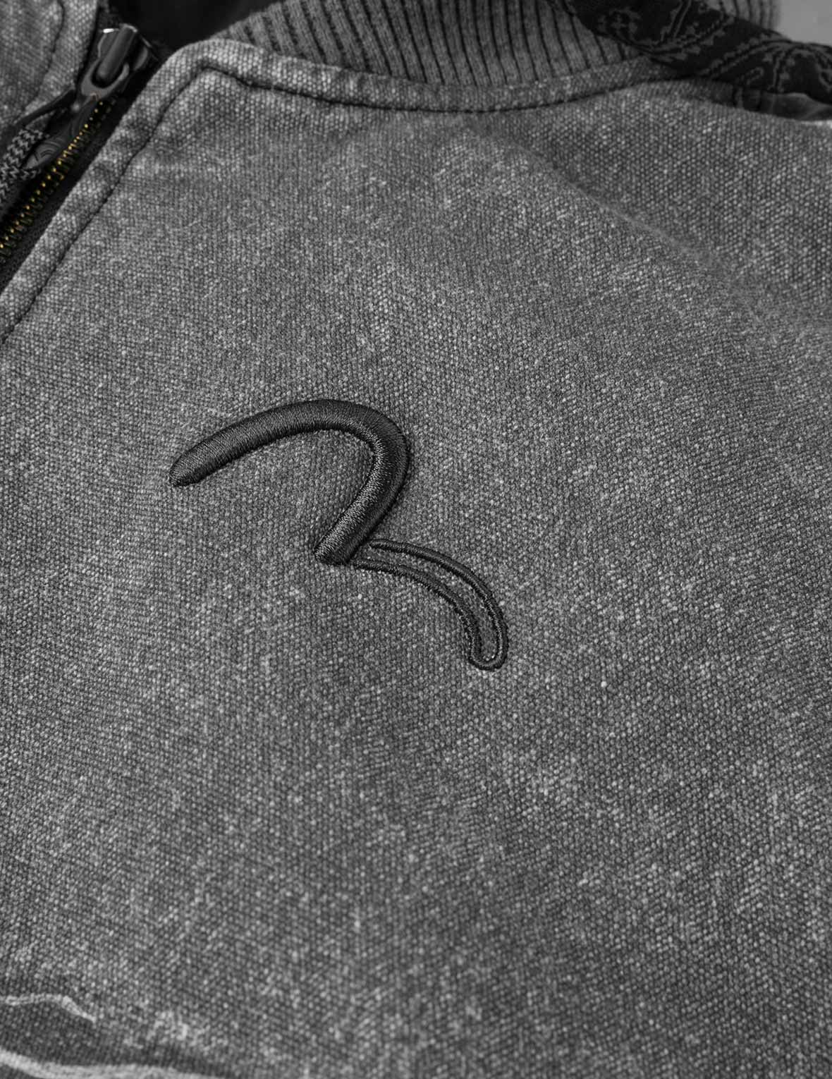 破损印花和商标刺绣寛松飞行员夹棉外套