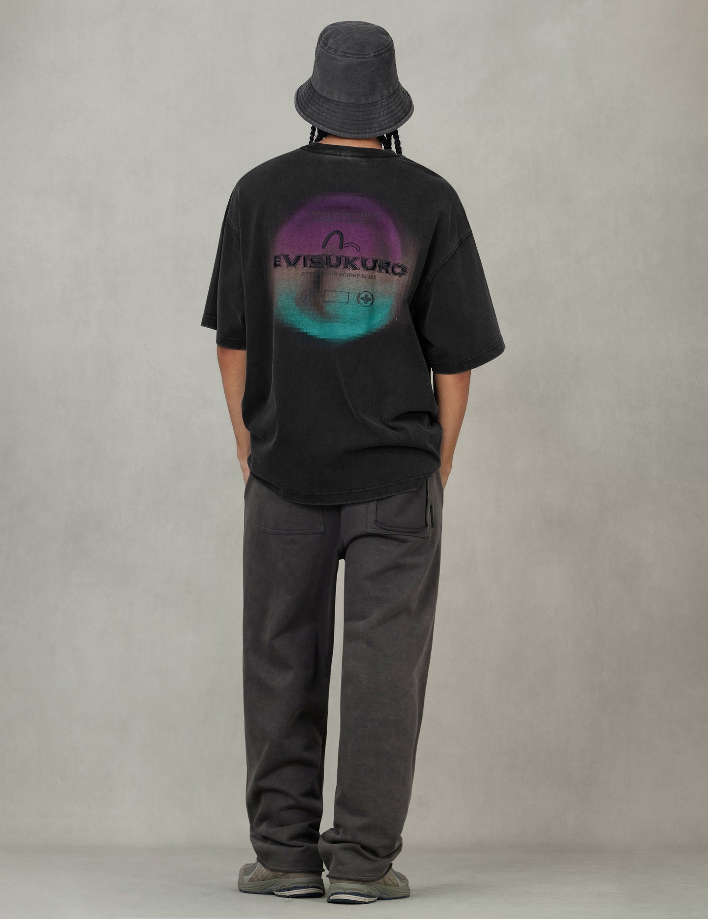Washed Distressed Pocket and Gradient Print Loose Fit T-shirt