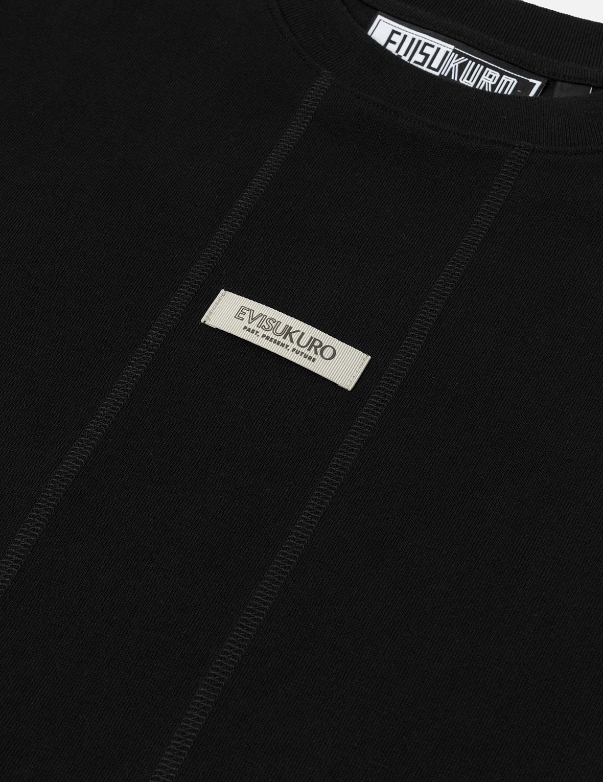 EVISUKURO牙刷绣花和撞色超宽版T恤