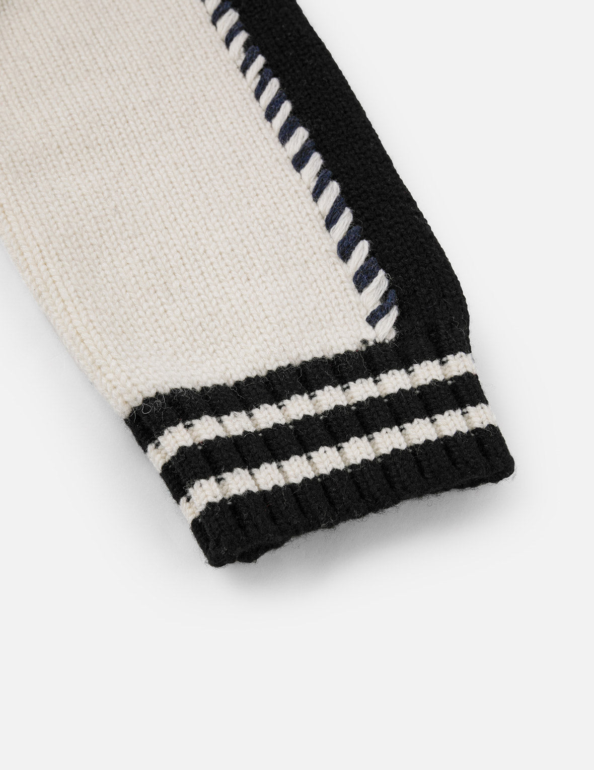 文字绘佛头嵌花宽版休闲编织羊毛外套