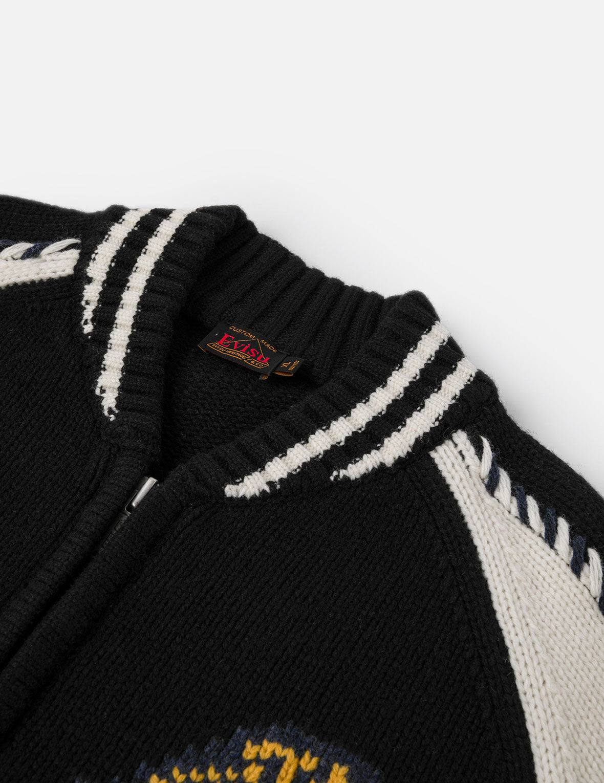 文字绘佛头嵌花宽版休闲编织羊毛外套