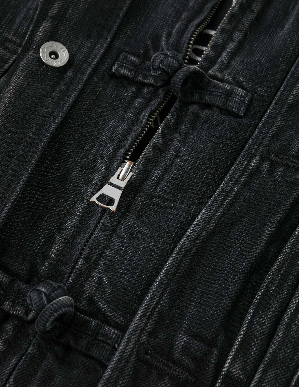 佛头和商标刺绣超宽版中国风水洗牛仔外套