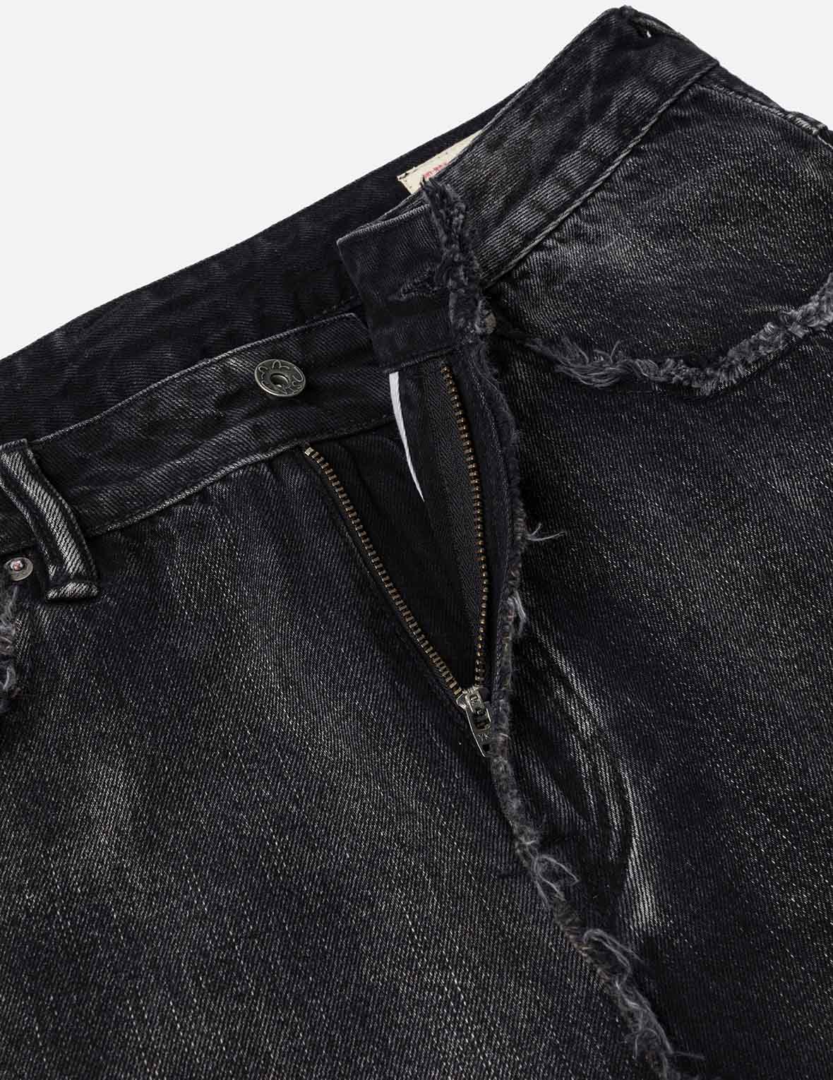 Distressed Daicock Print Fashion Fit Denim Shorts