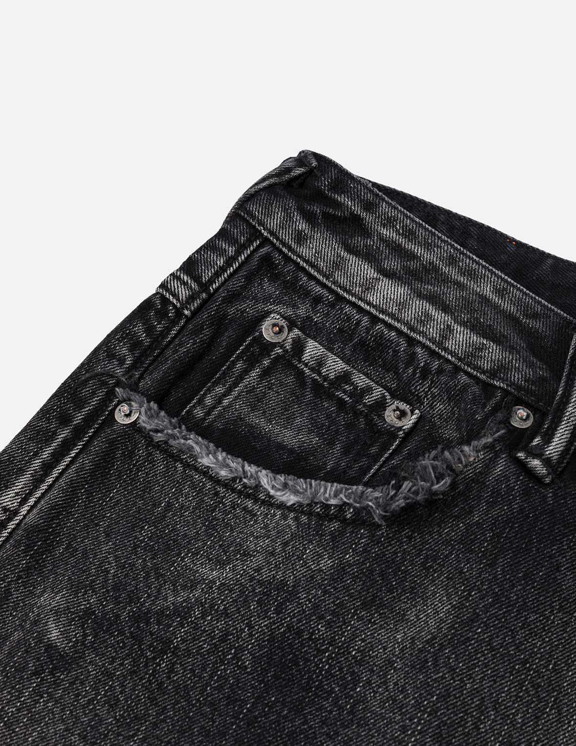 Distressed Daicock Print Fashion Fit Denim Shorts