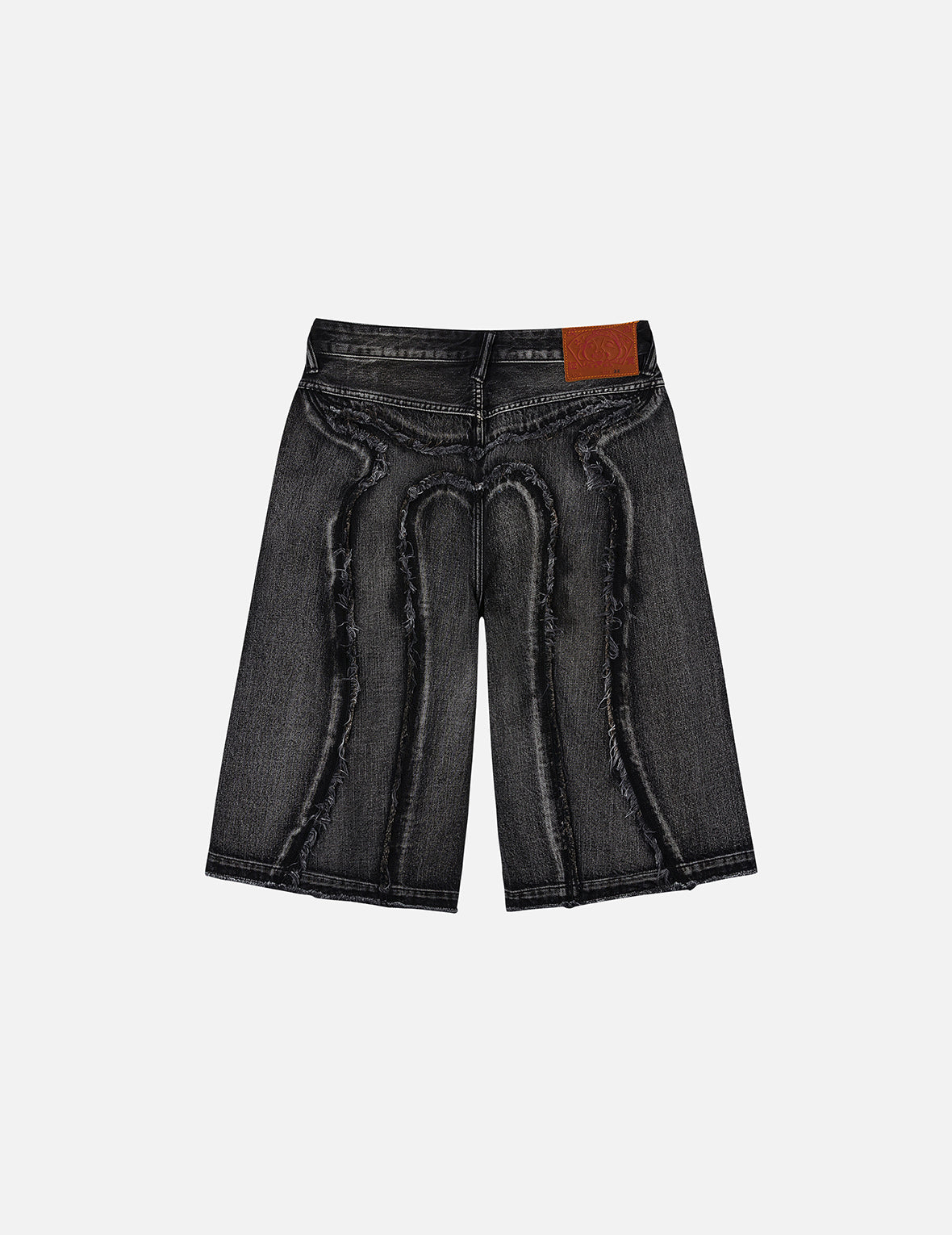 解构大M印花时尚版型牛仔短裤