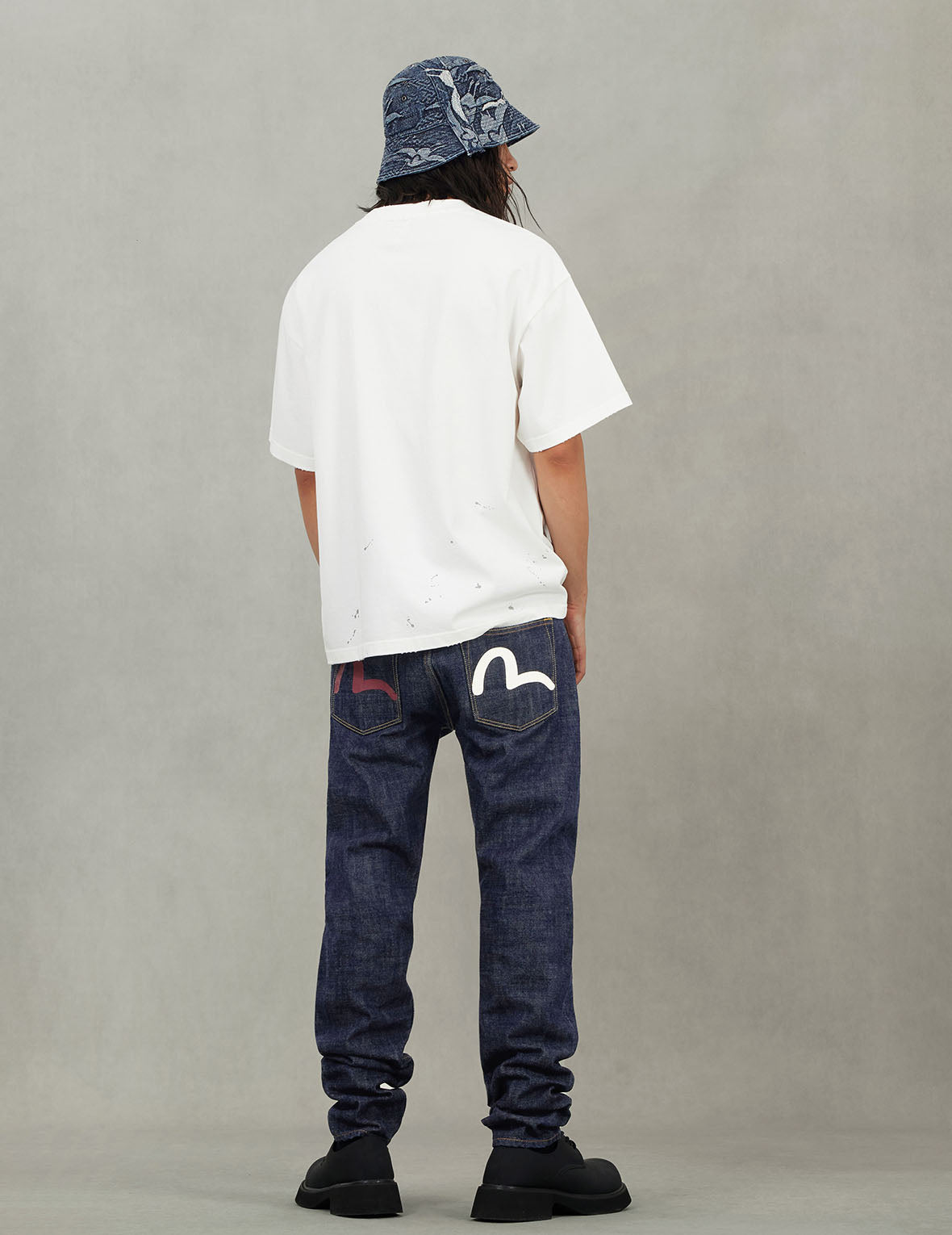 Seagull Print and Pockets Taper Fit Jeans #2017