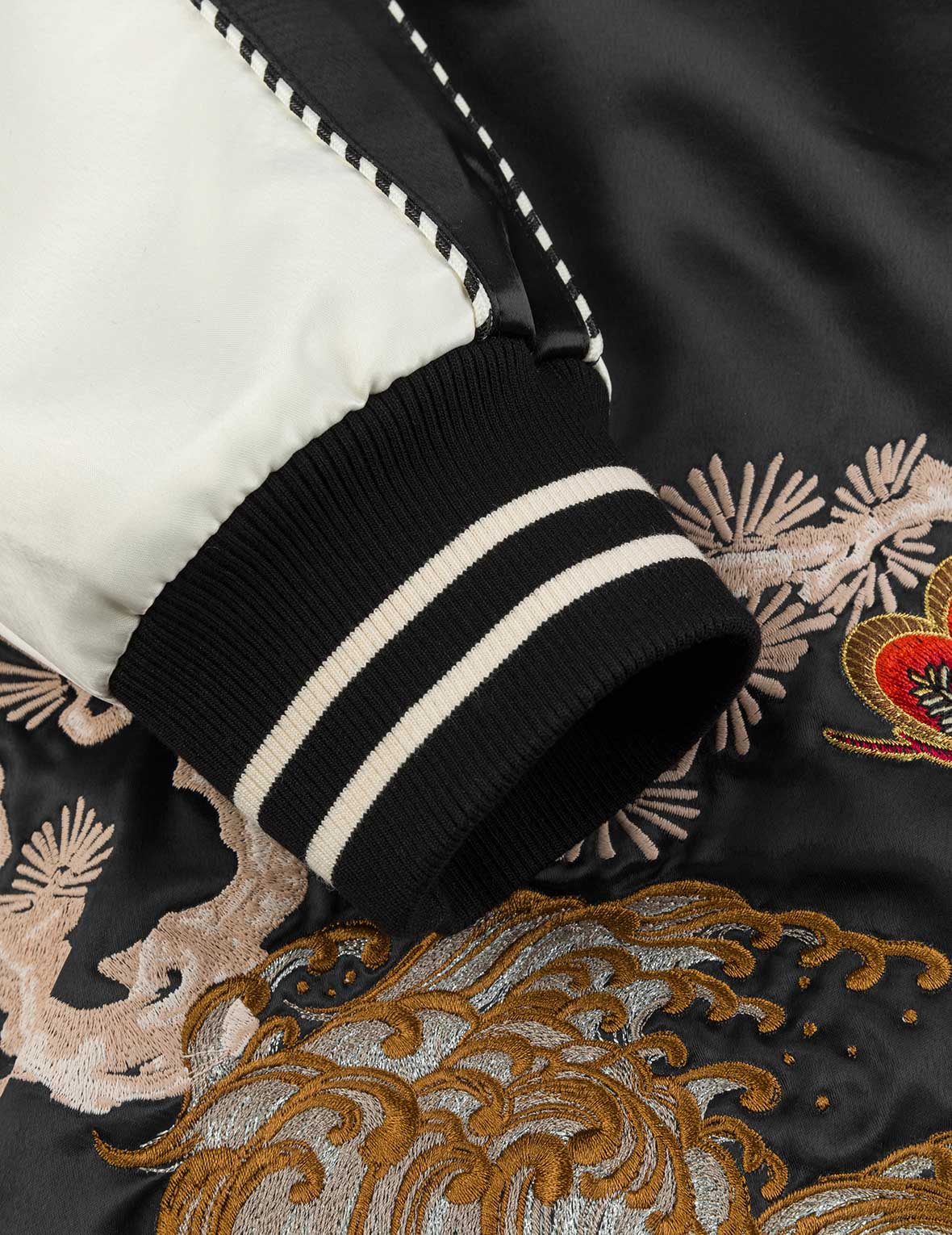 仙鹤刺绣常规版型横须贺外套