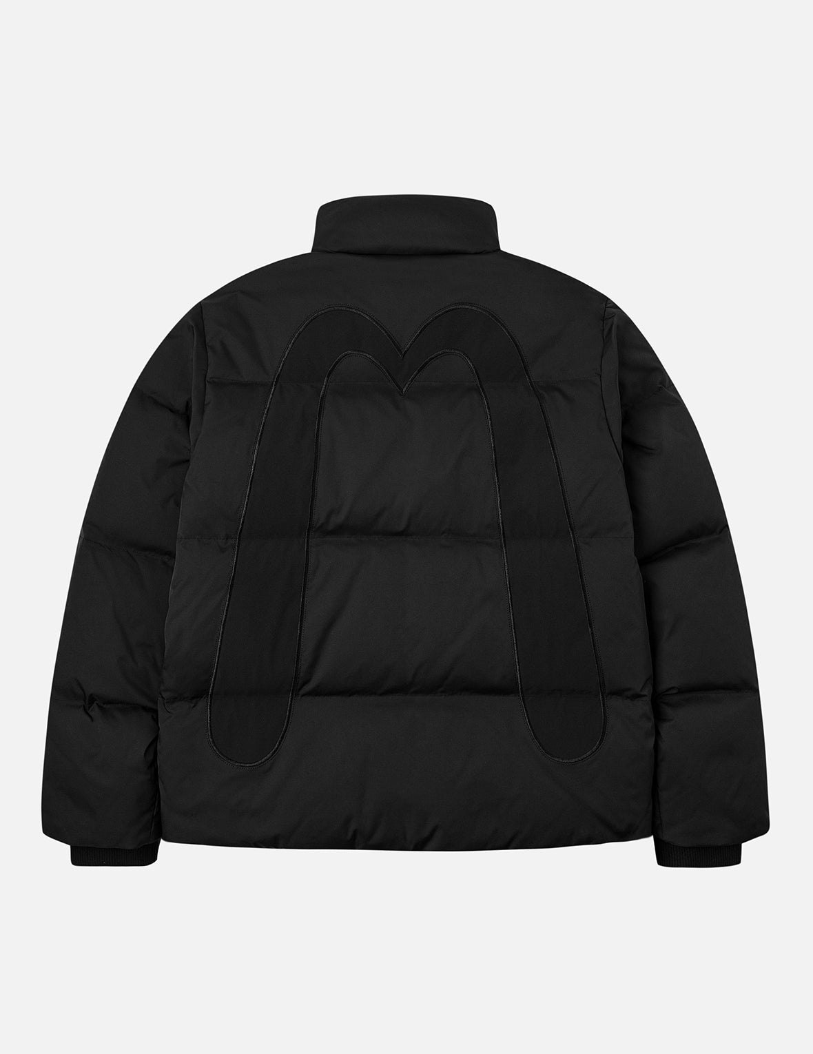 嵌条大M刺绣常规版型羽绒外套