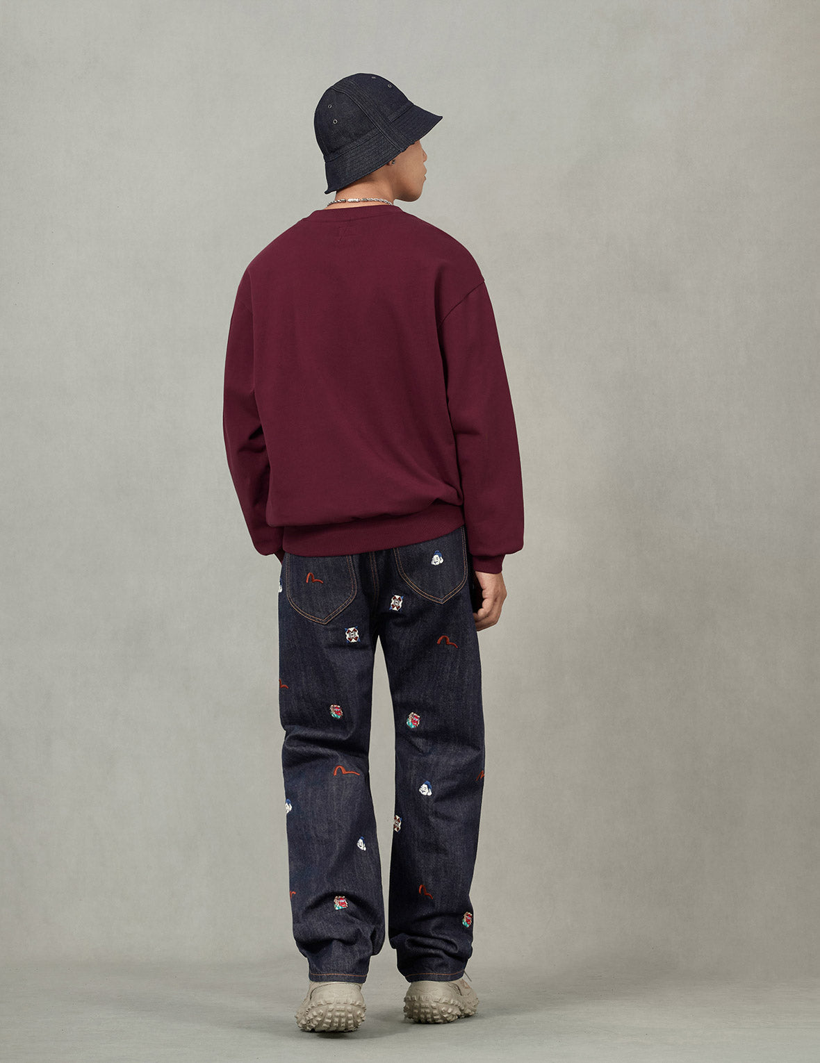 Graffiti Seagull Print and Sashiko Relax Fit Sweatshirt