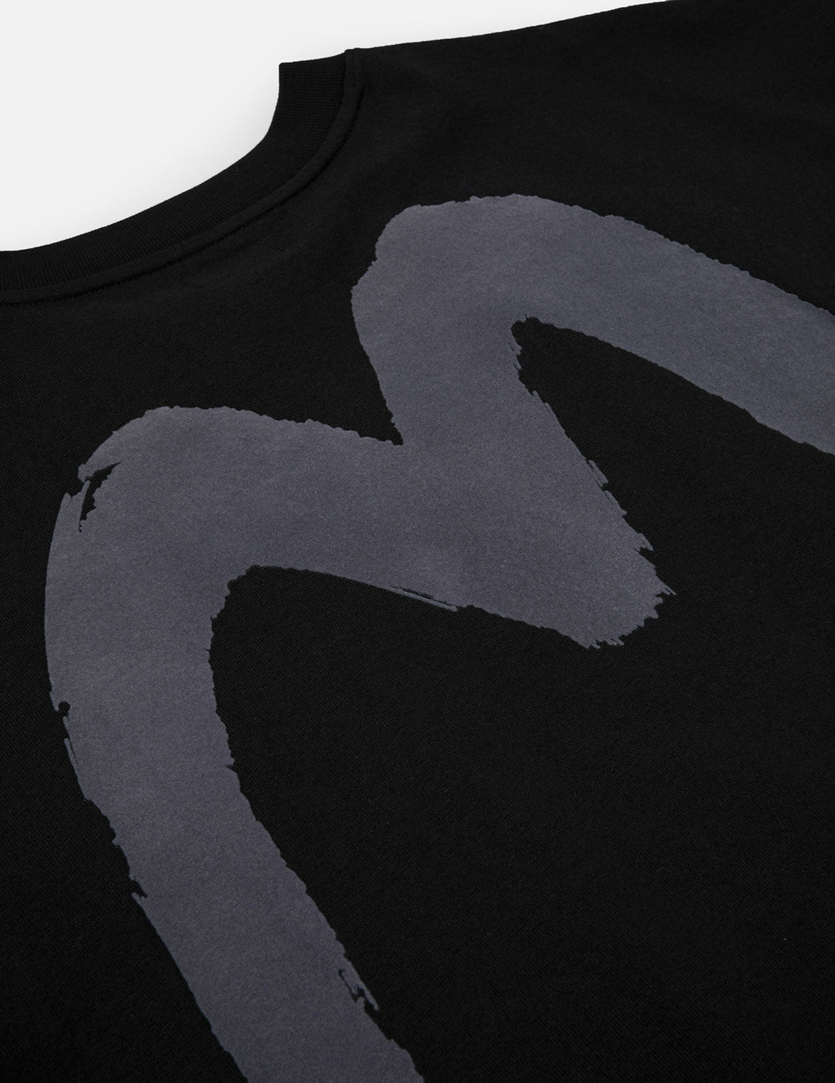 手刷大M印花宽版T恤