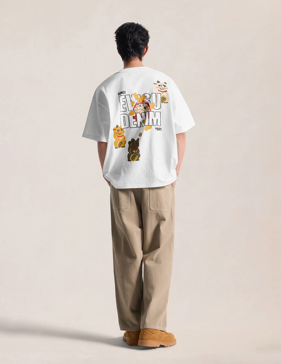 Fortune Cat Daruma Print T-Shirt