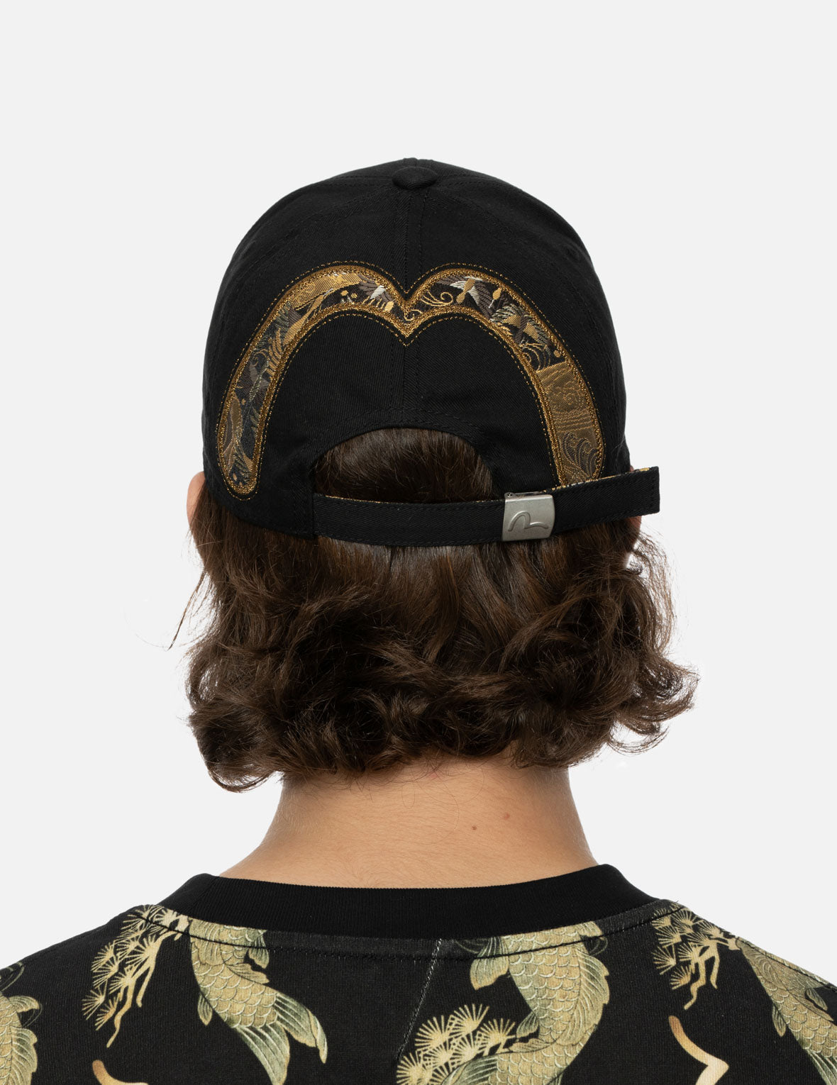 海鸥刺绣和大M锦缎鸭舌帽