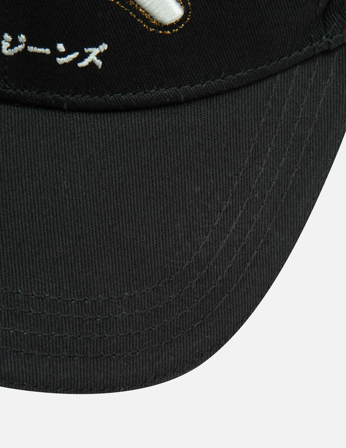 海鸥刺绣和大M锦缎鸭舌帽