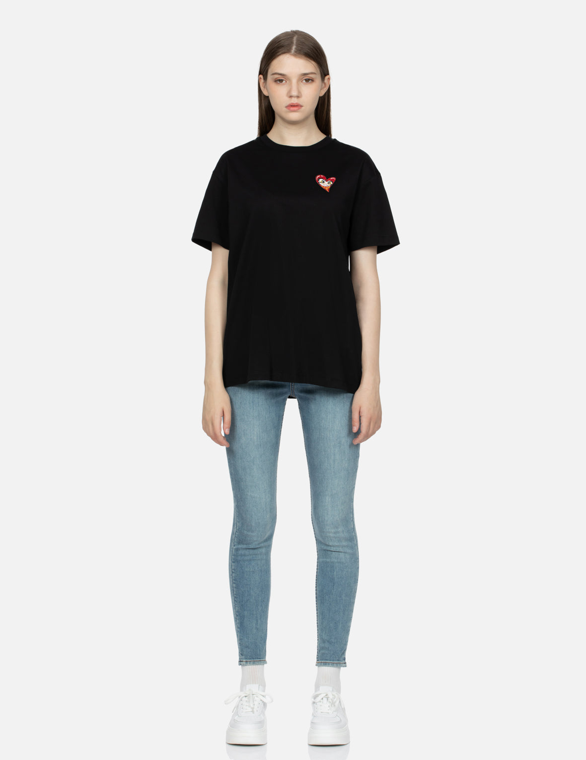 Daruma Heart Embroidered Badge and Print Boyfriend T-shirt
