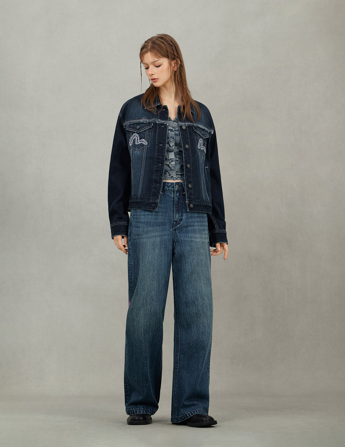 海鸥贴布刺绣宽版洗水牛仔外套