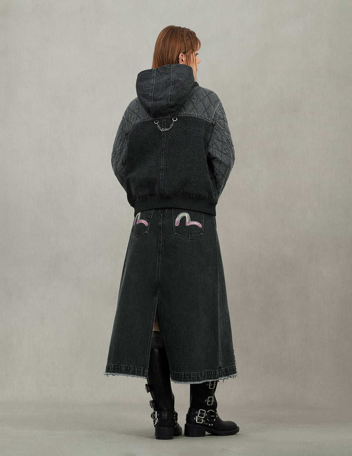 海鸥刺绣时尚版型连帽夹棉牛仔外套