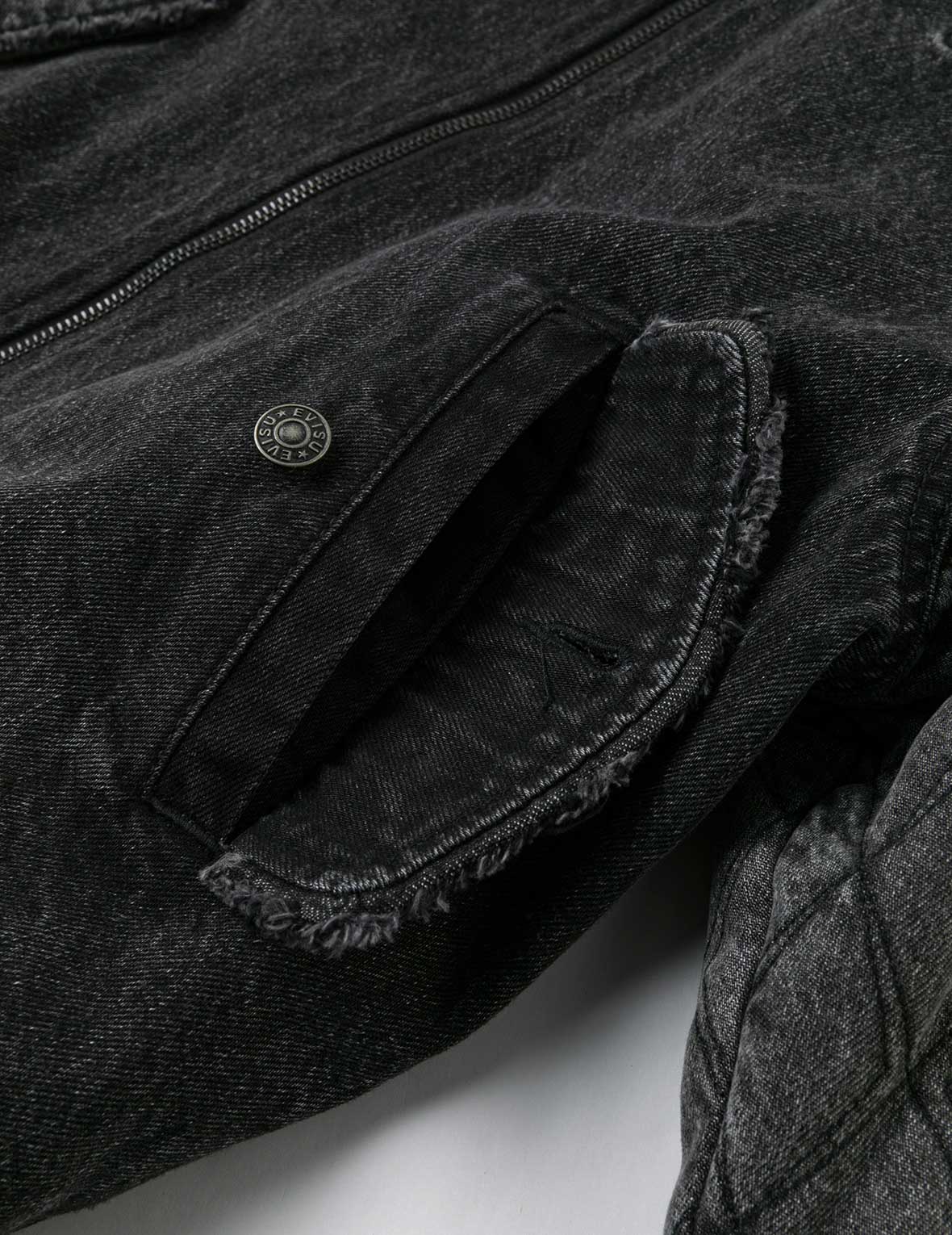 海鸥刺绣时尚版型连帽夹棉牛仔外套