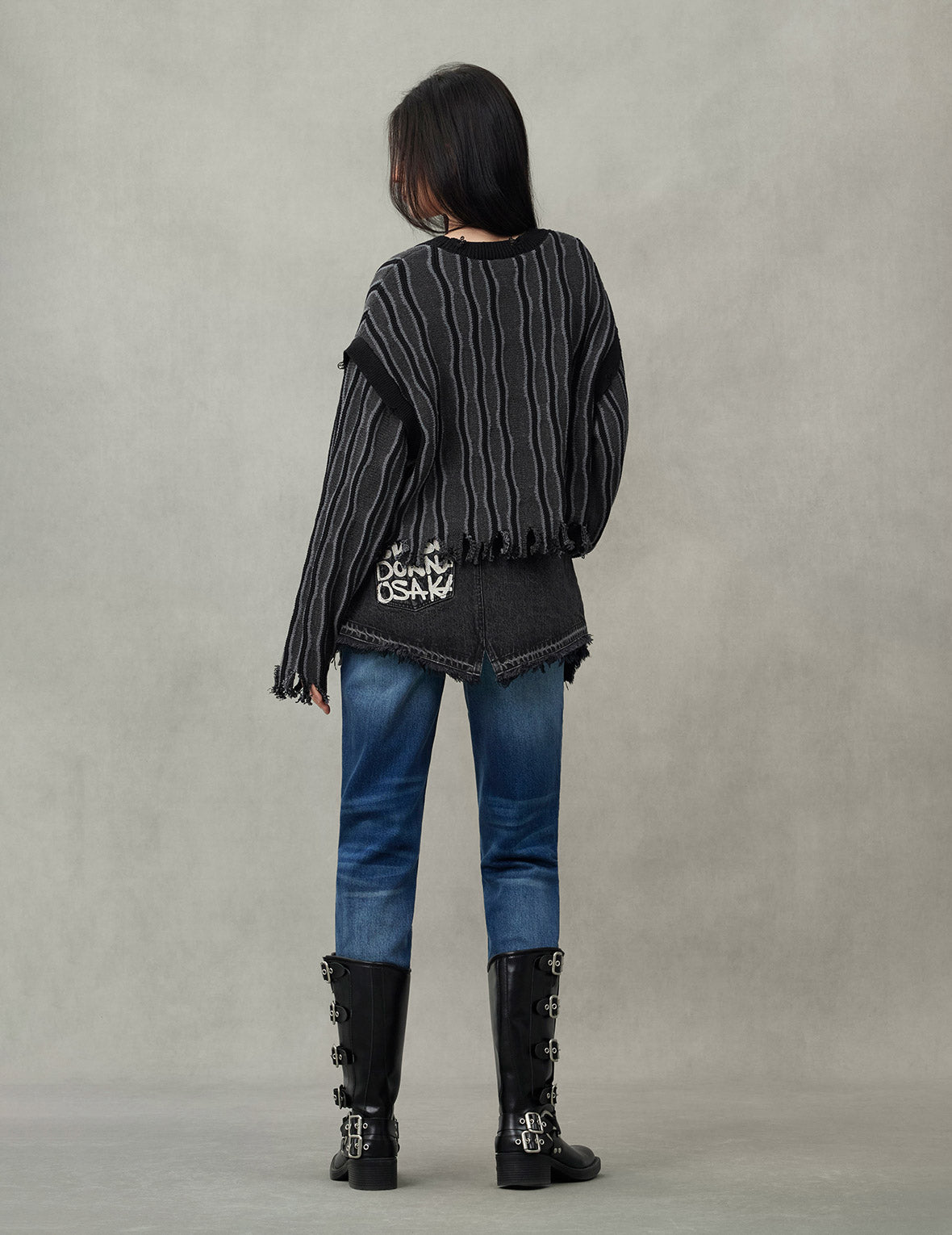 骷髅心布贴绣时尚版型针织卫衣