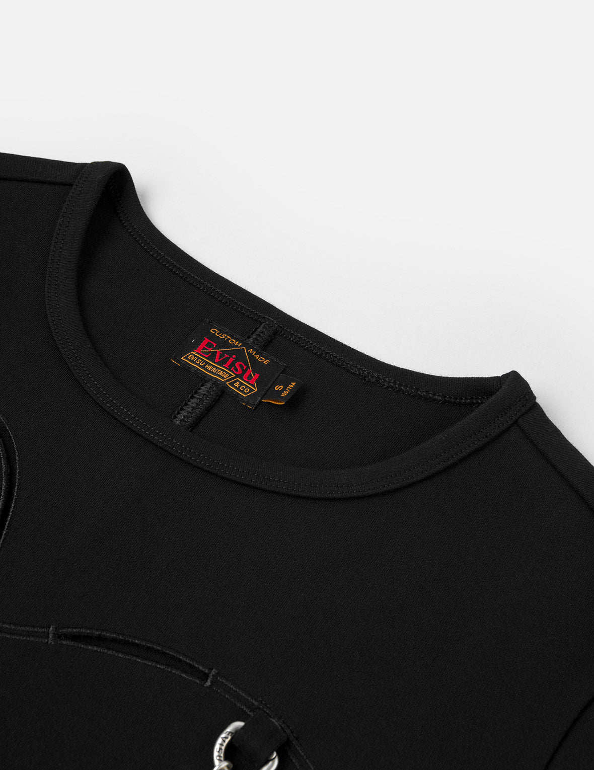 海鸥镂空时尚版型长袖上衣