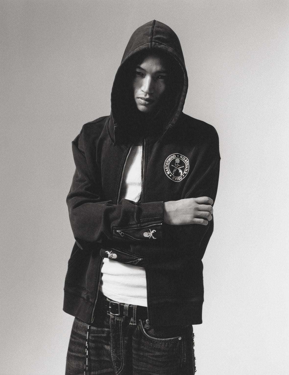 EVISU x mastermind JAPAN x roarguns 双枪骷髅大M后加帽卫衣