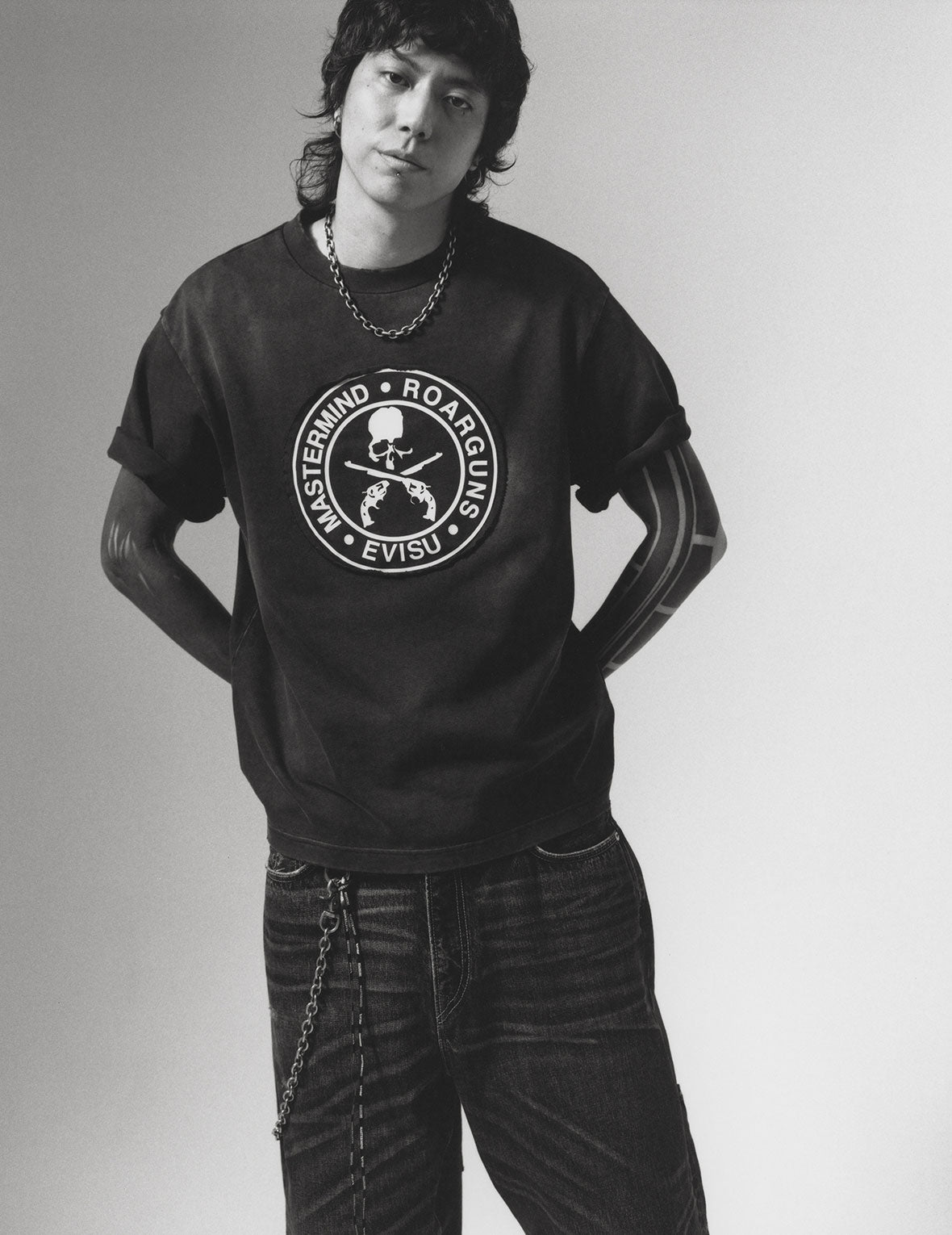 EVISU x mastermind JAPAN x roarguns 毛边贴布大M短袖T恤