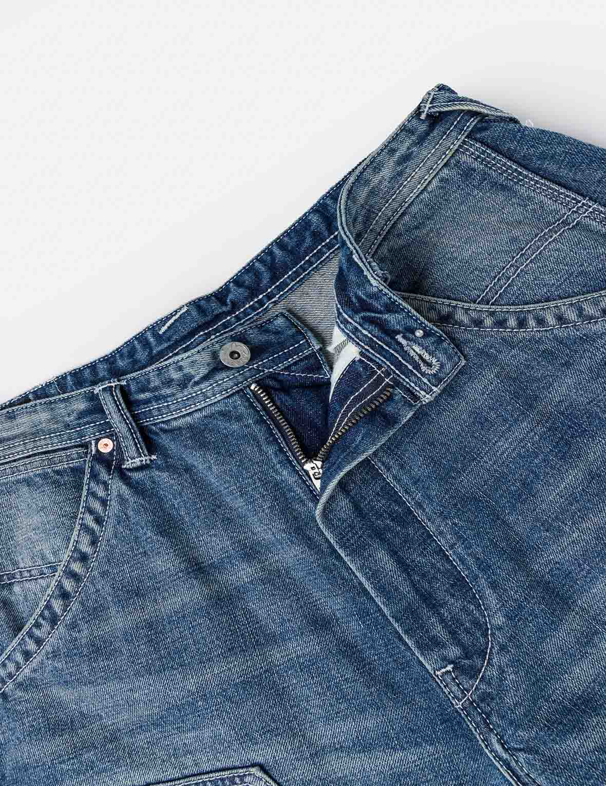 Heavy Washed studded Cargo Shorts
